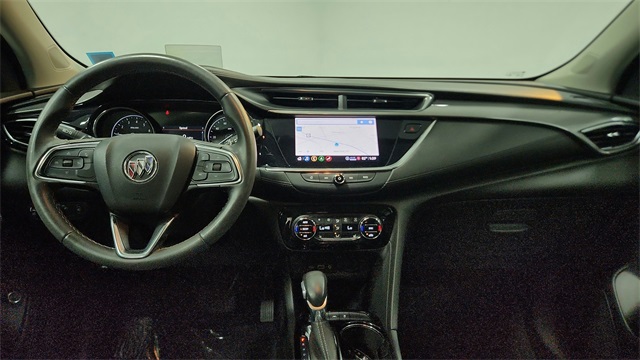 Vehicle image 18 of 25