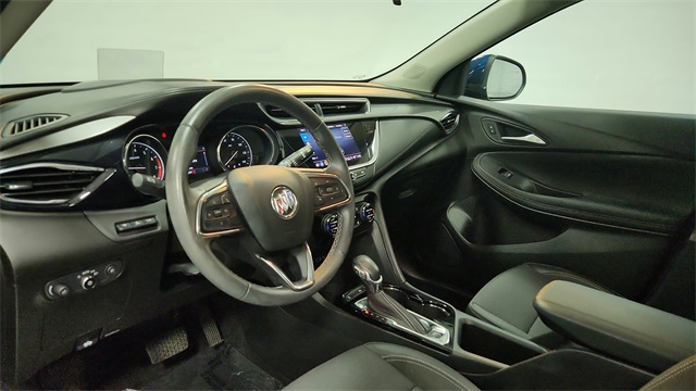 Vehicle image 11 of 25