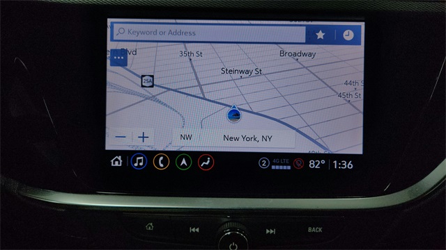 Vehicle image 15 of 25