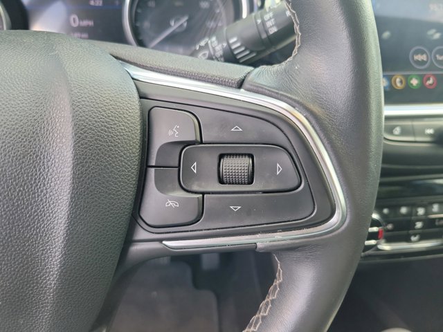 Vehicle image 19 of 32