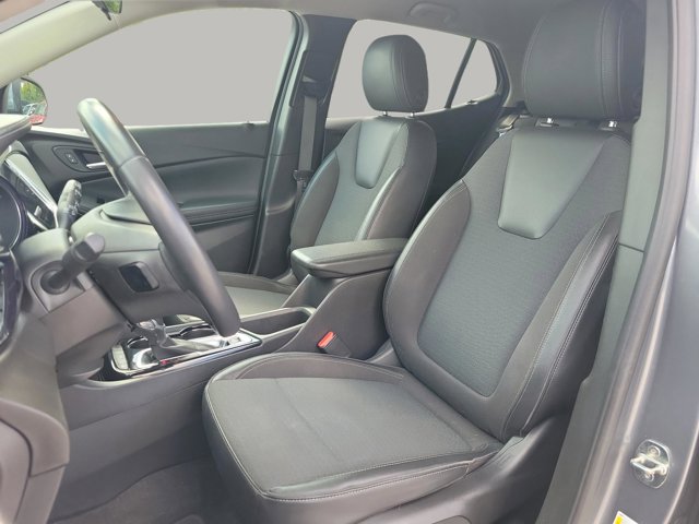 Vehicle image 15 of 32