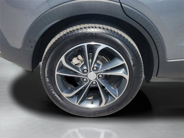 Vehicle image 7 of 32