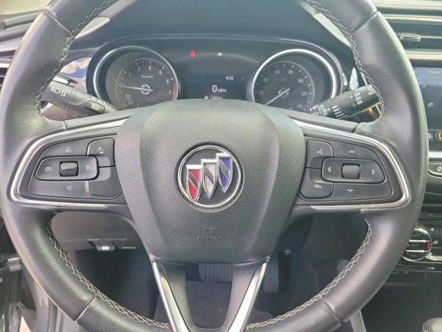 Vehicle image 17 of 32