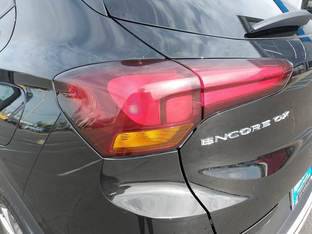 Vehicle image 33 of 35