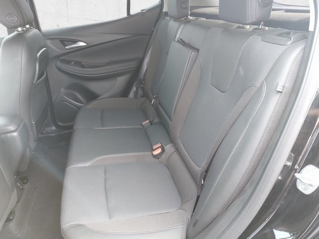 Vehicle image 13 of 35