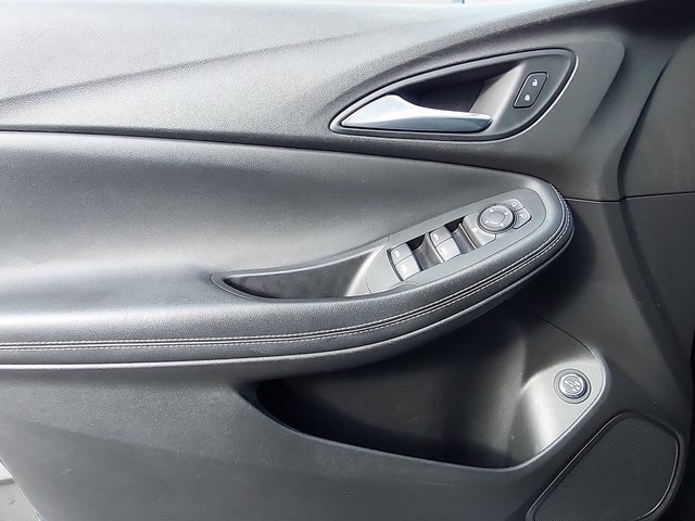Vehicle image 24 of 35
