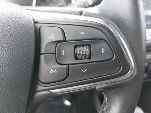 Vehicle image 18 of 35