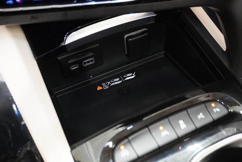 Vehicle image 34 of 34