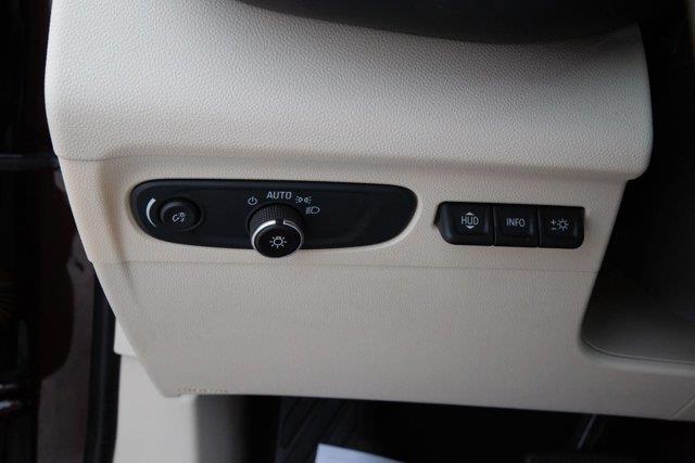 Vehicle image 15 of 23