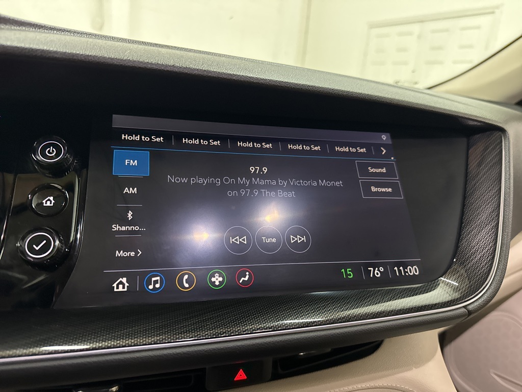 Vehicle image 44 of 62