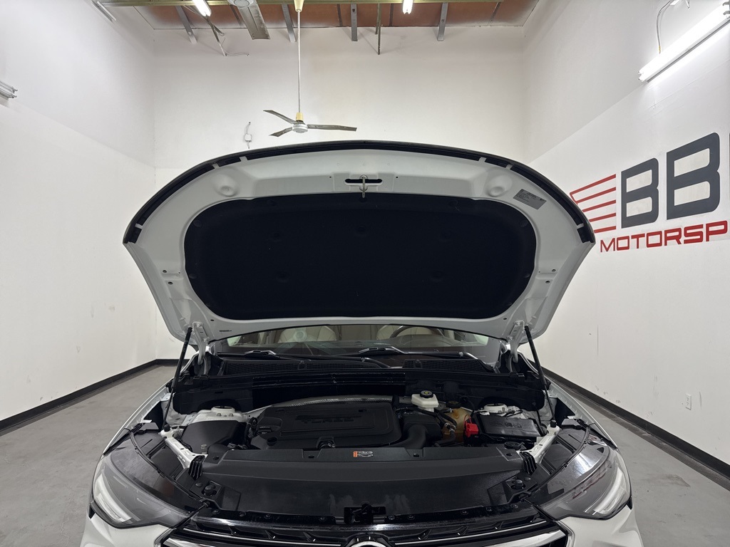 Vehicle image 12 of 62