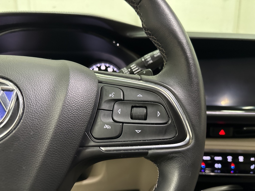 Vehicle image 39 of 62