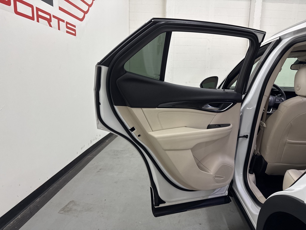 Vehicle image 49 of 62