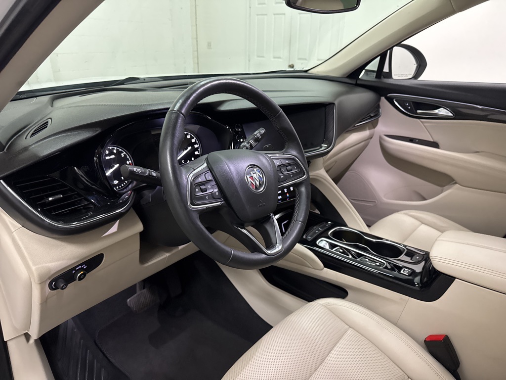 Vehicle image 28 of 62