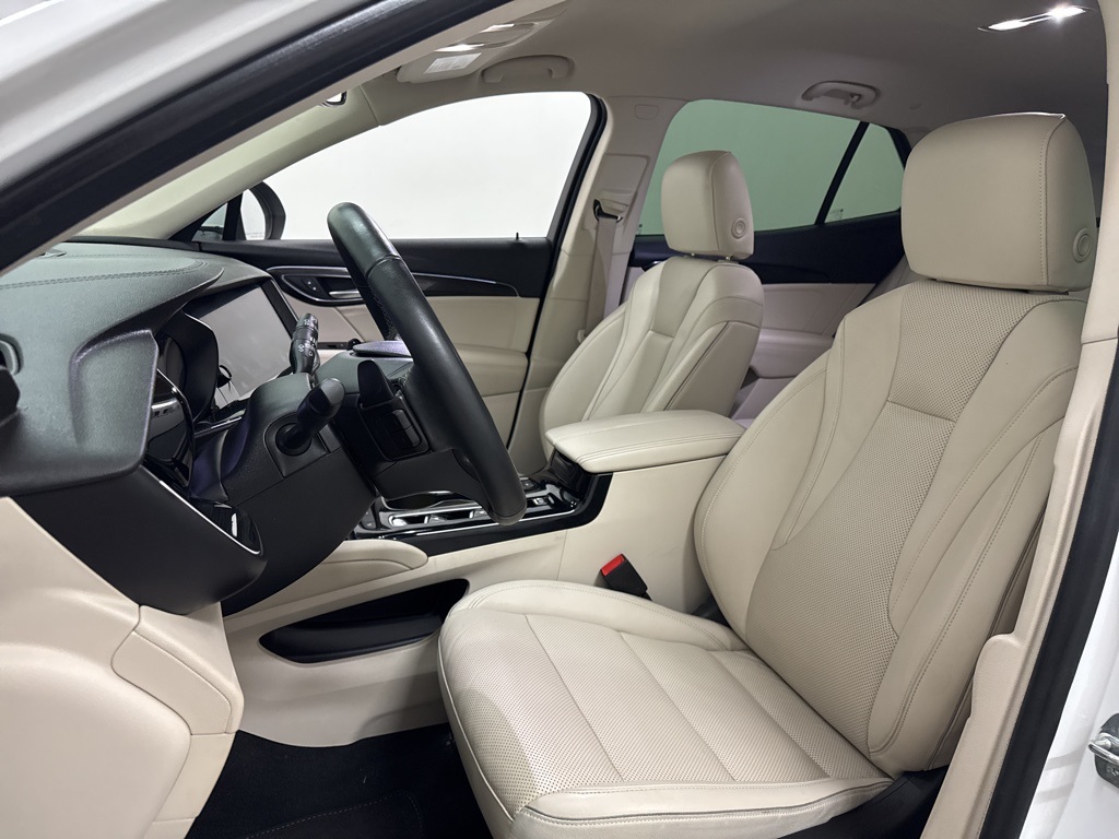 Vehicle image 26 of 62