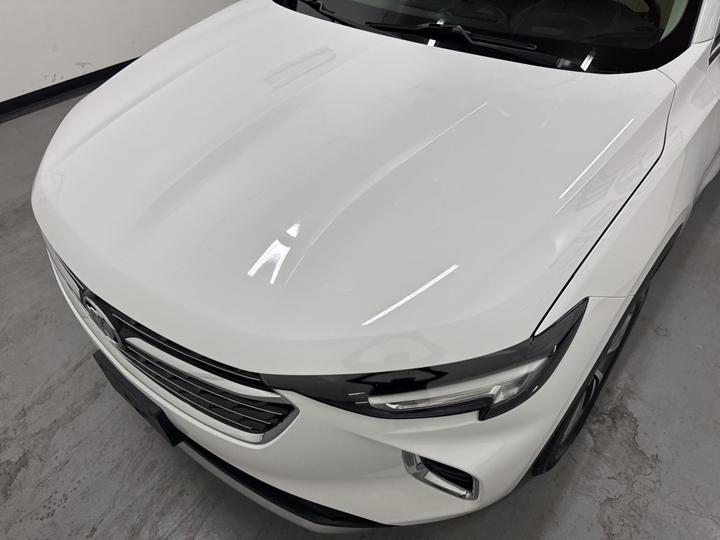 Vehicle image 23 of 62