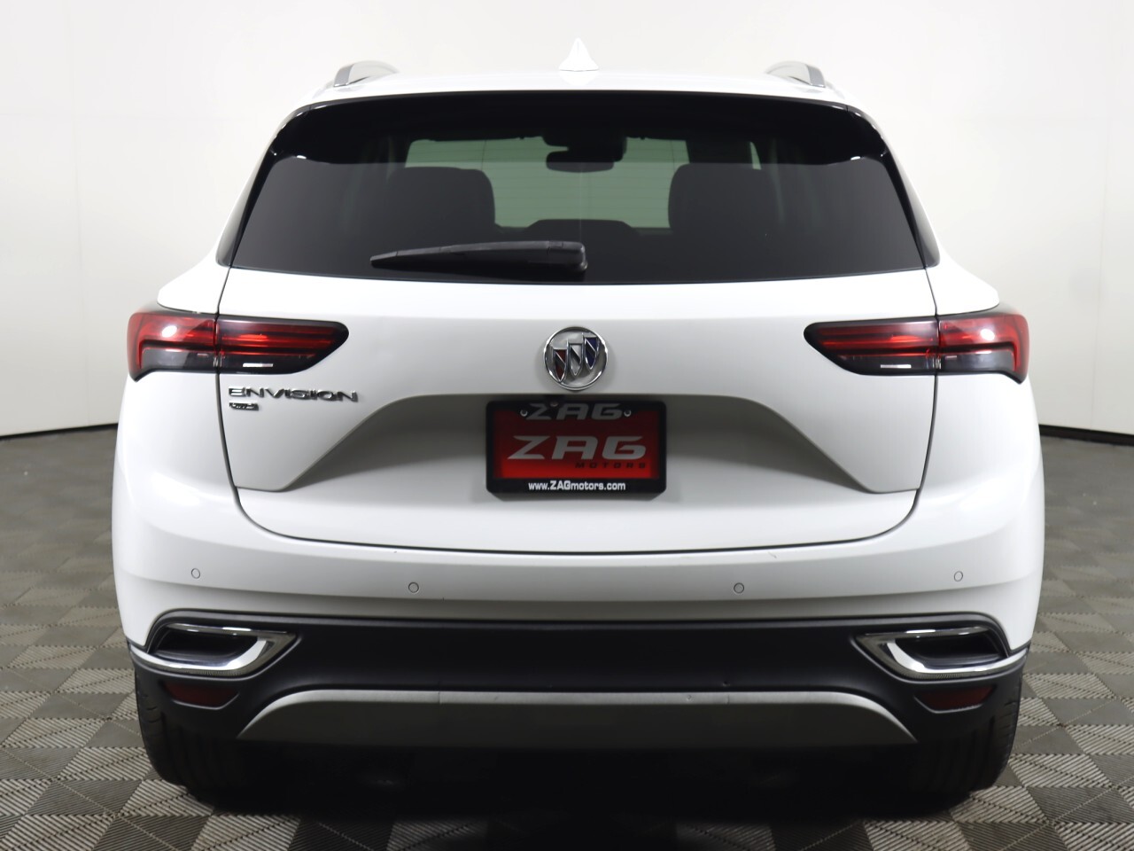 Vehicle image 5 of 40