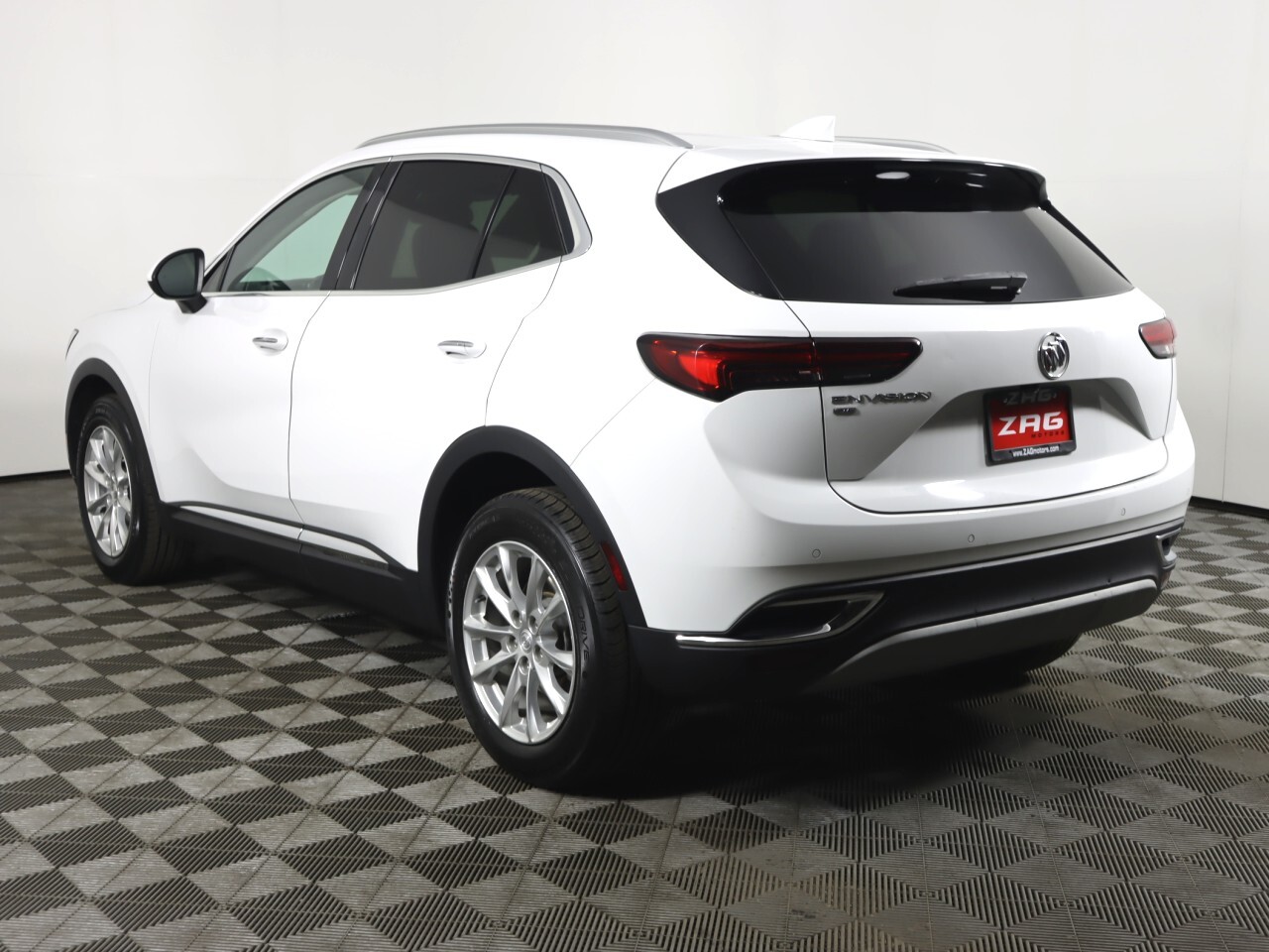Vehicle image 6 of 40