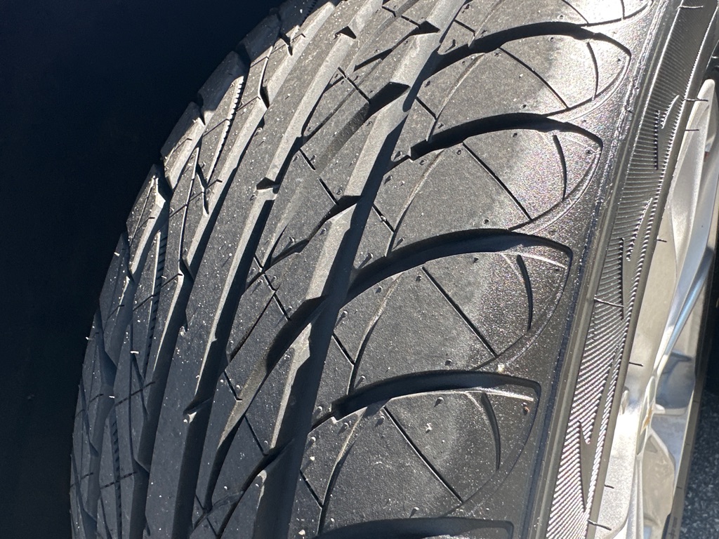 Vehicle image 13 of 43