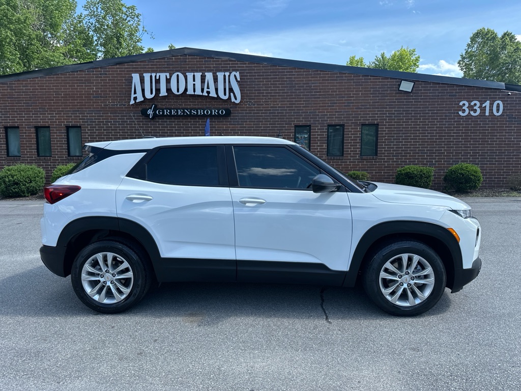 Vehicle image 5 of 37