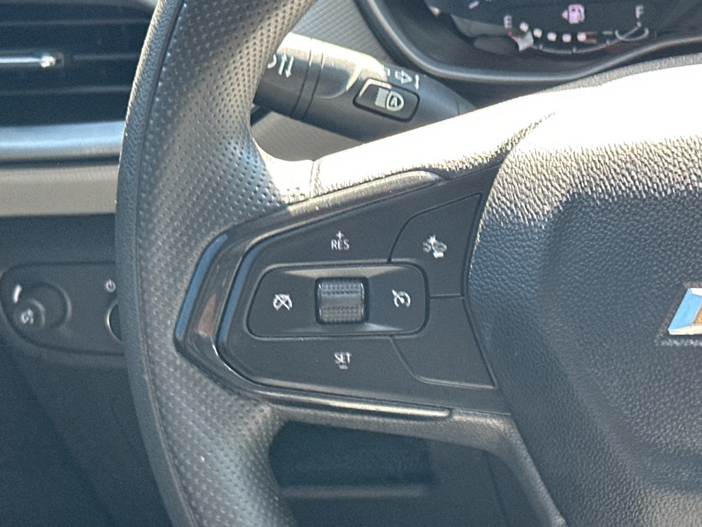 Vehicle image 22 of 37