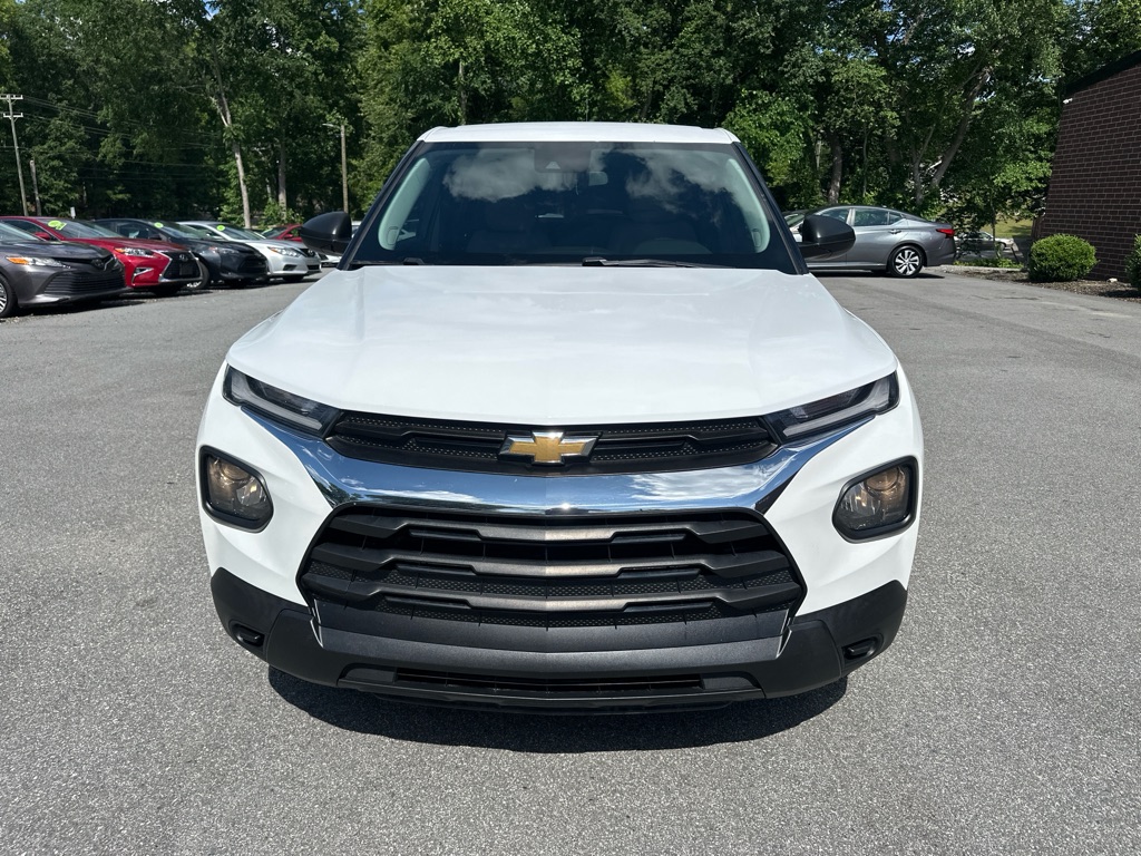 Vehicle image 2 of 37