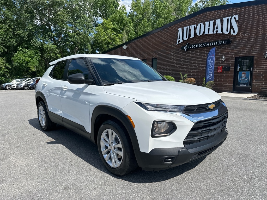 Vehicle image 3 of 37