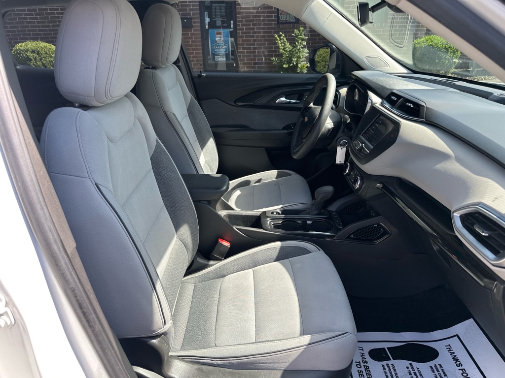 Vehicle image 18 of 37