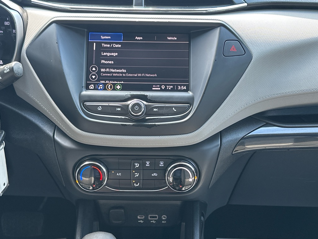 Vehicle image 23 of 37