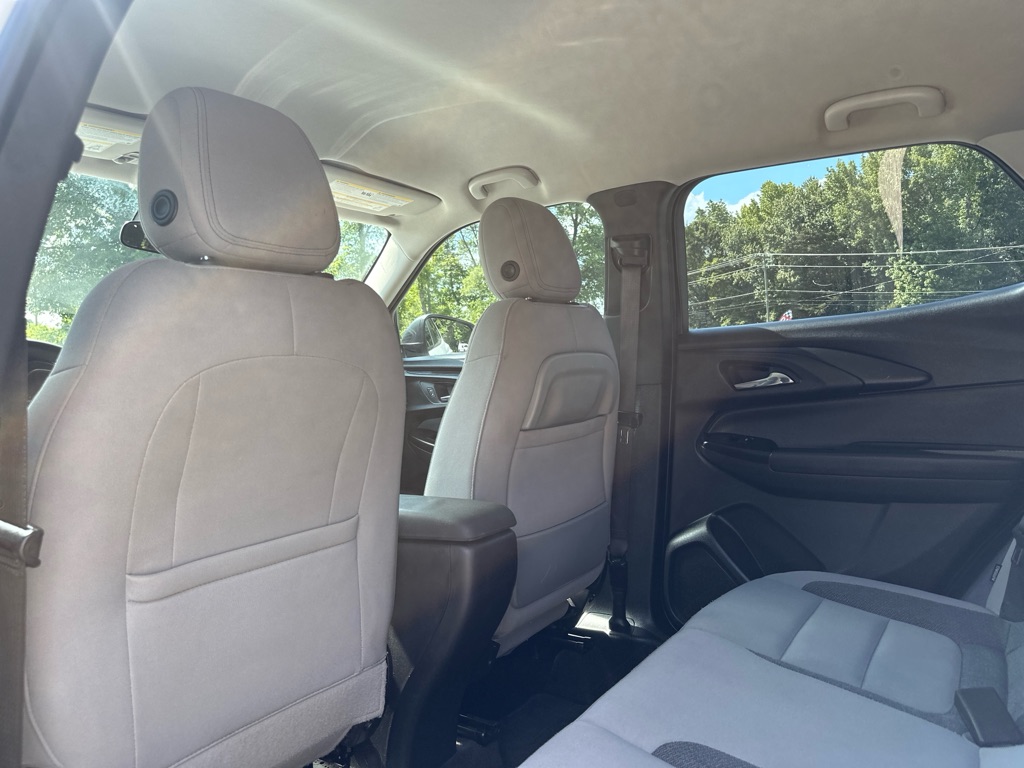 Vehicle image 13 of 37