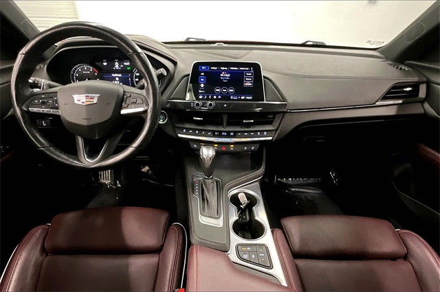 Vehicle image 14 of 38