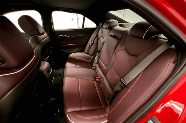 Vehicle image 10 of 38