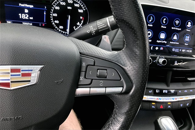 Vehicle image 19 of 38
