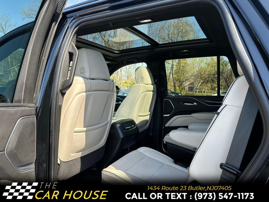 Vehicle image 17 of 46