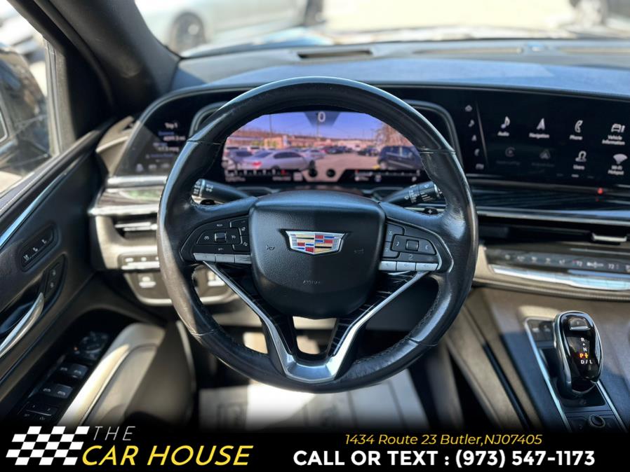 Vehicle image 34 of 46