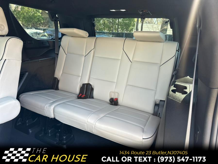 Vehicle image 19 of 46