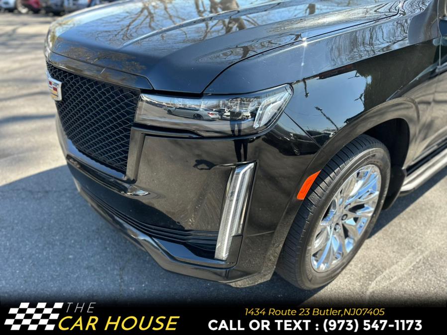 Vehicle image 2 of 46