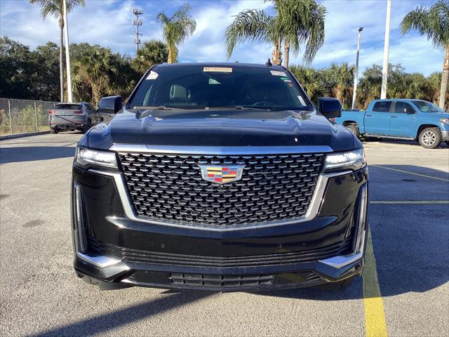 2021 Cadillac Escalade Luxury Image 4 of 34