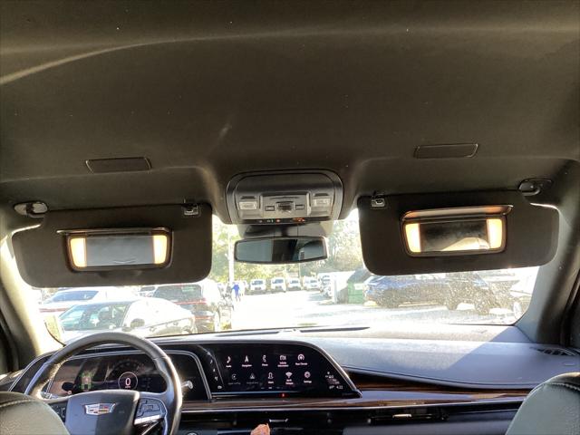 2021 Cadillac Escalade Luxury Image 18 of 34