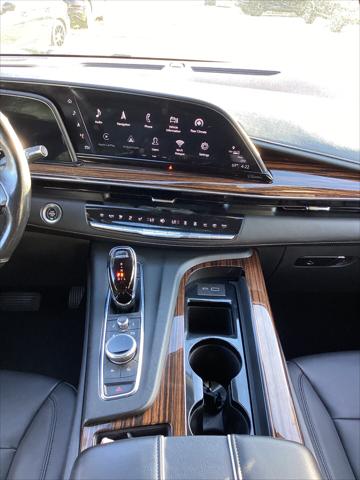 2021 Cadillac Escalade Luxury Image 20 of 34