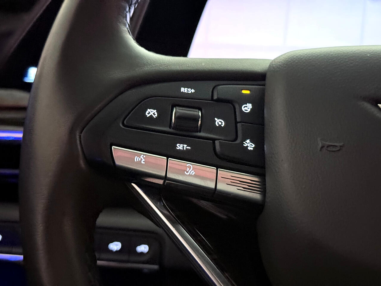 Vehicle image 41 of 56