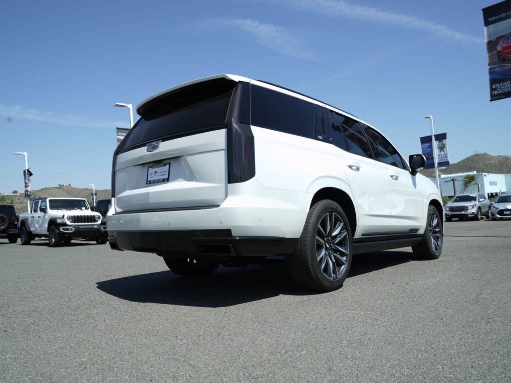 Vehicle image 7 of 29