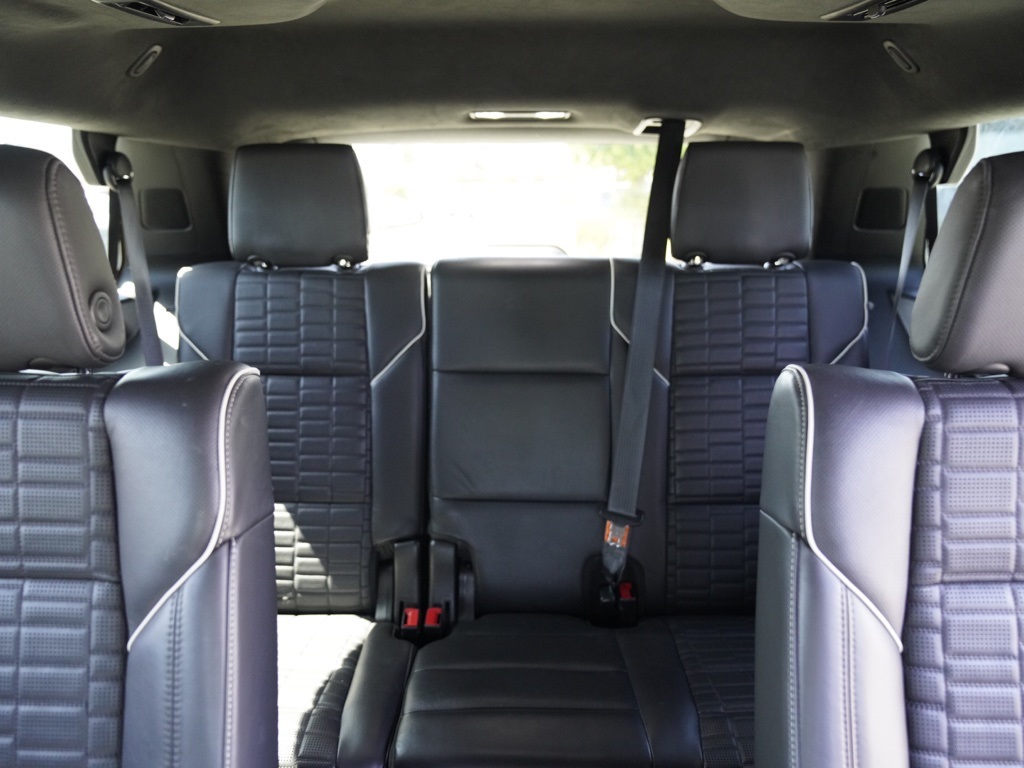 Vehicle image 23 of 29