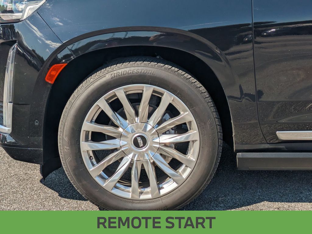 Vehicle image 9 of 34
