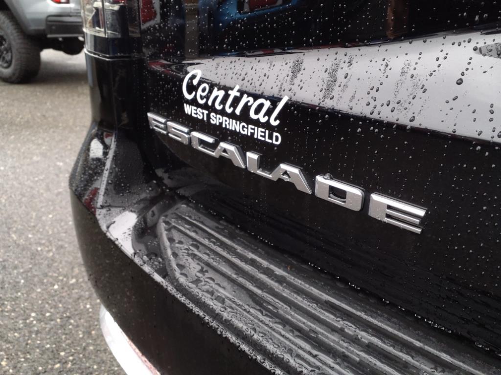Vehicle image 17 of 53