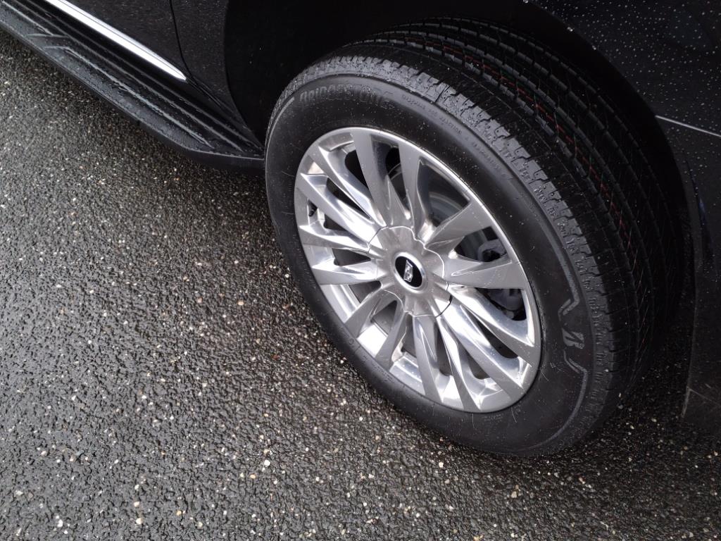 Vehicle image 16 of 53