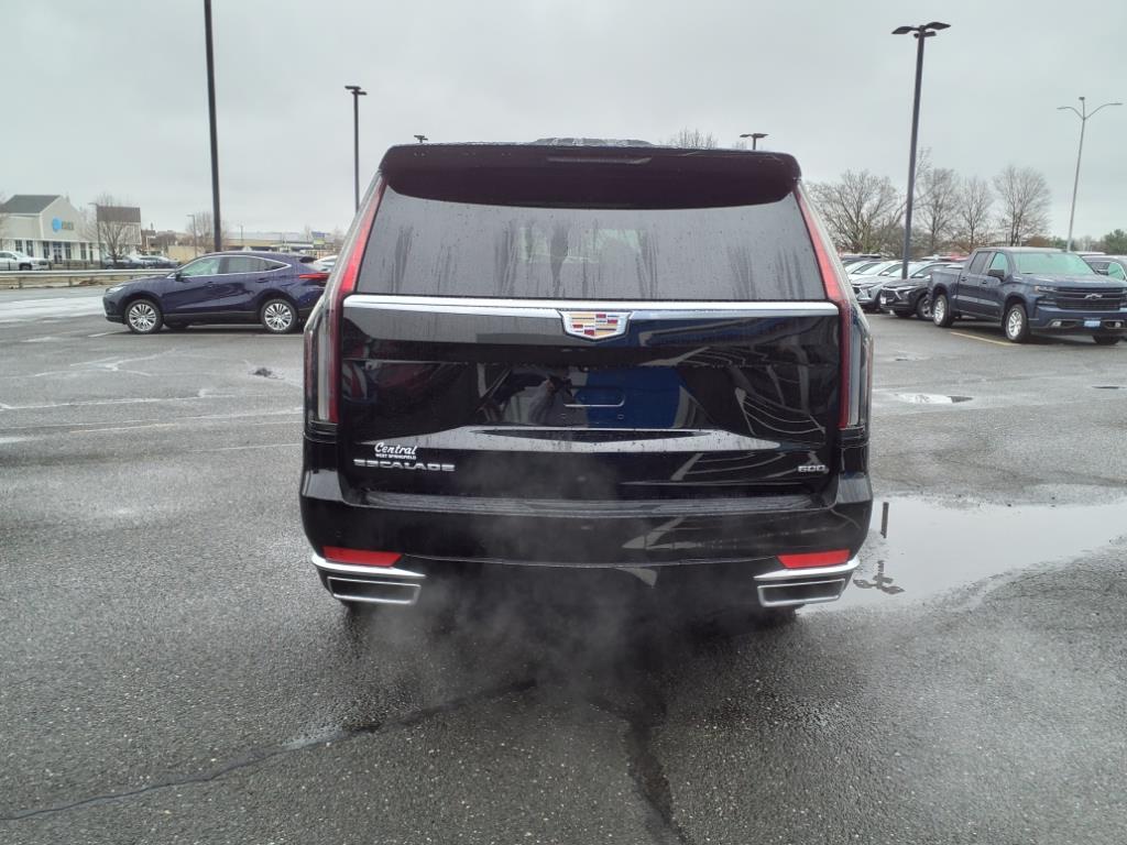 Vehicle image 9 of 53