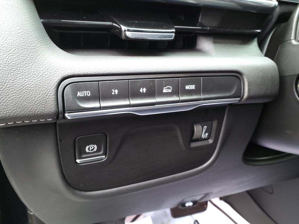 Vehicle image 28 of 53