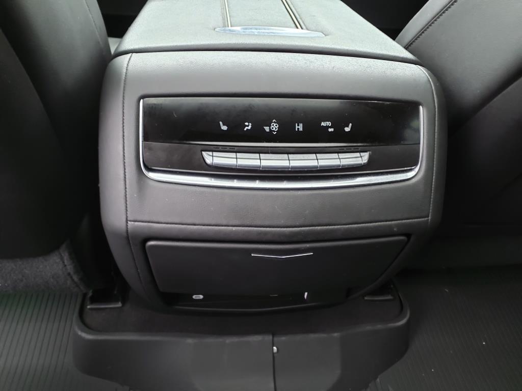 Vehicle image 24 of 53