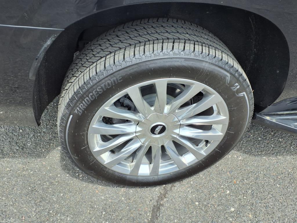 Vehicle image 39 of 53